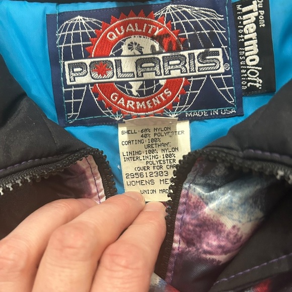 Vintage Polaris Snowmobile Puffer Jacket Thermoloft Belted Abstract Print size M - Picture 8 of 15